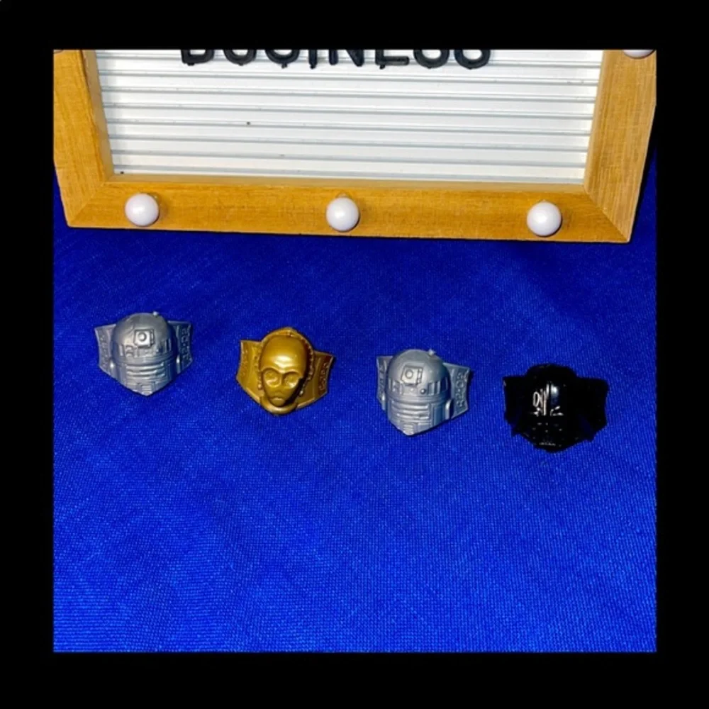 NEW Cake Toppers Star Wars Cupcake Rings C3-PO, Vader, R2-D2.
